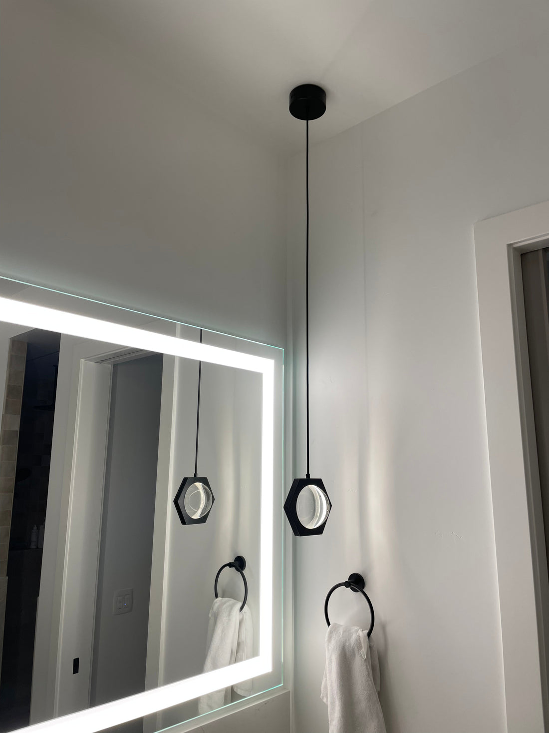 Besty Pendant