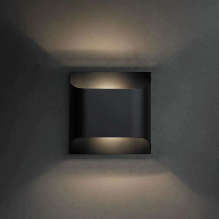 Dorothy Brass Wall Sconce